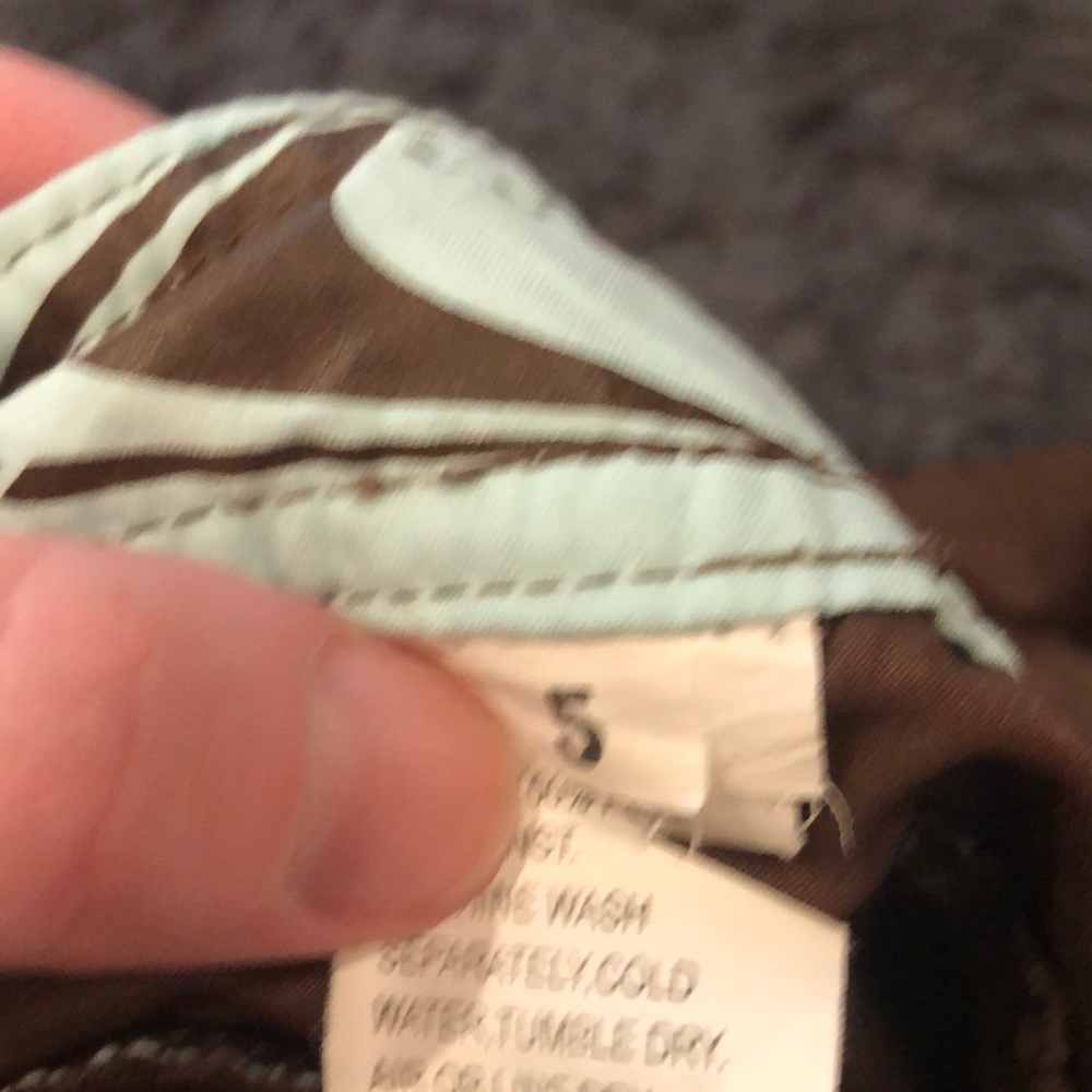 O’Neill size 5 board shorts - Picture 4 of 4